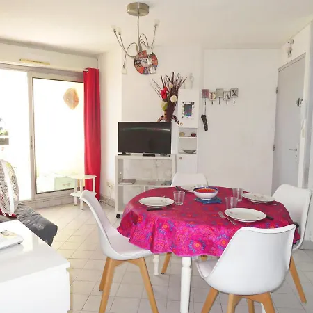 2 Pieces Avec Parking, Tennis Et Loggia A 300m De La - Fr-1-338-431