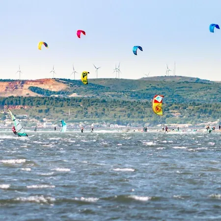 Lägenhet 2 Pieces Avec Parking, Tennis Et Loggia A 300m De La - Fr-1-338-431