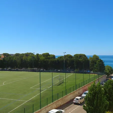 公寓 2 Pieces Avec Parking, Tennis Et Loggia A 300m De La - Fr-1-338-431