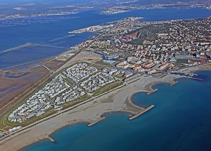 2 Pieces Avec Parking, Tennis Et Loggia A 300m De La - Fr-1-338-431 Lägenhet Sète